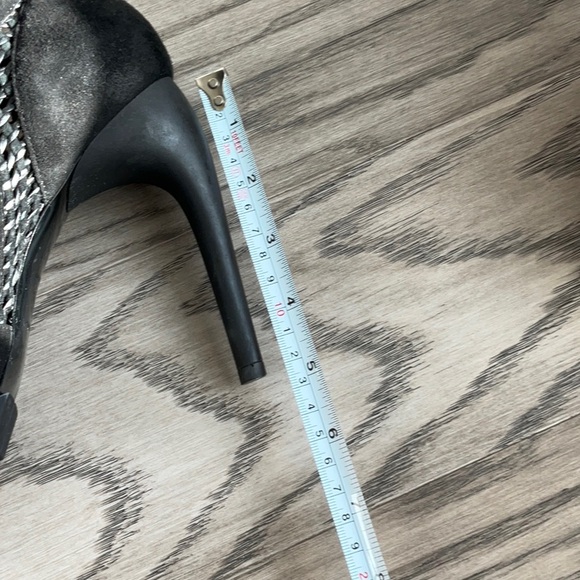 Balenciaga perforated platform heels size 40, US9 - Picture 13 of 13